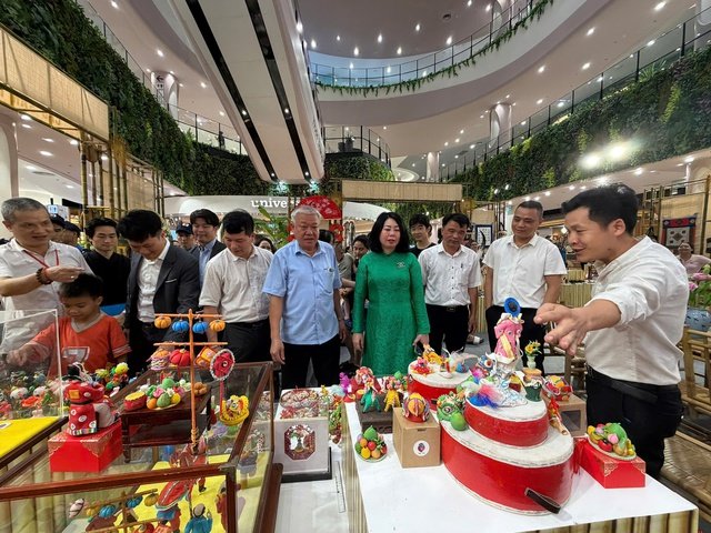 Tiếp tục đưa nông sản, sản phẩm OCOP đến gần hơn với người tiêu dùng