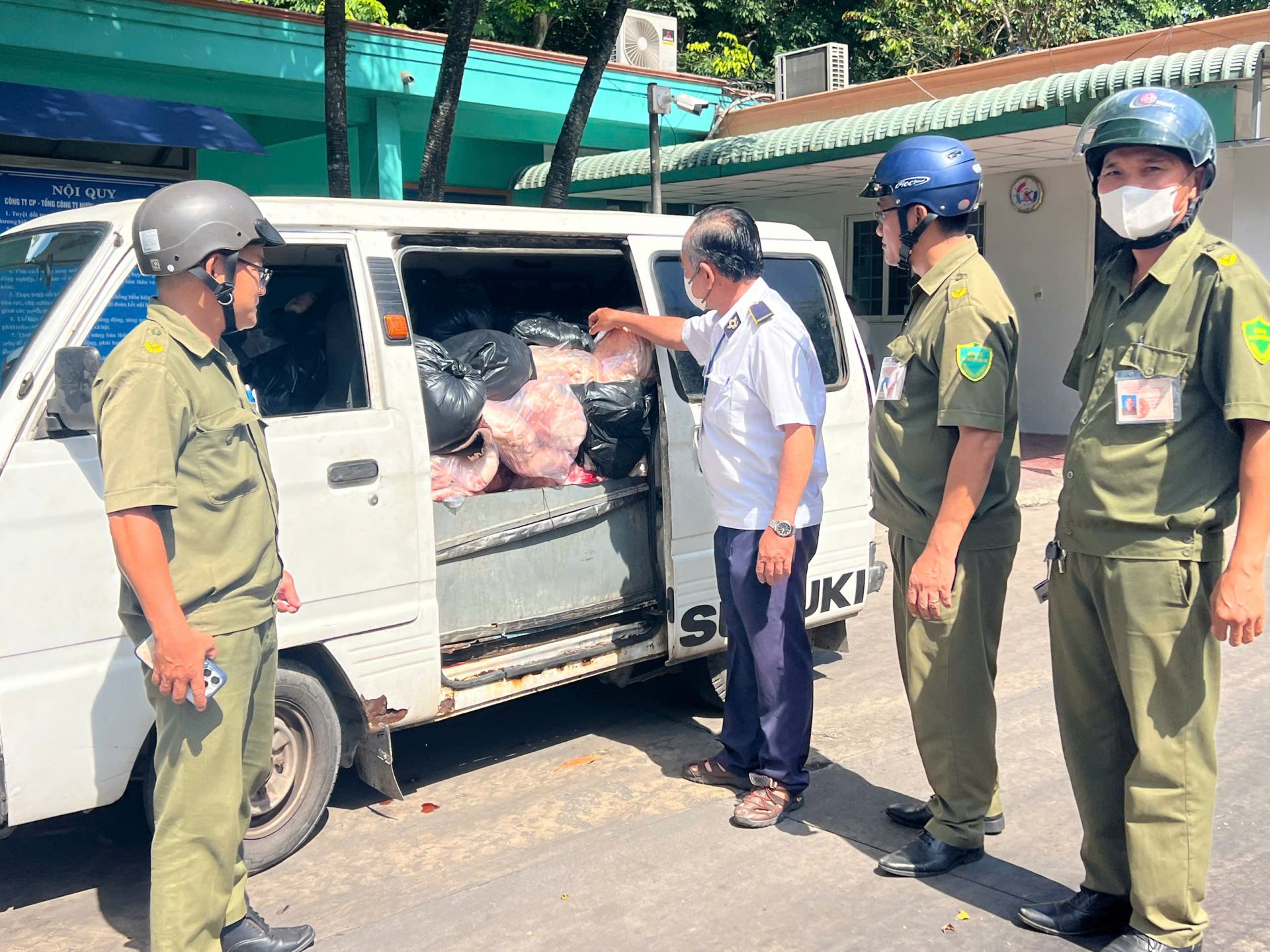 Hành trình vì hàng triệu bữa ăn an toàn: “Bức tường” bảo vệ hơn 14 triệu dân