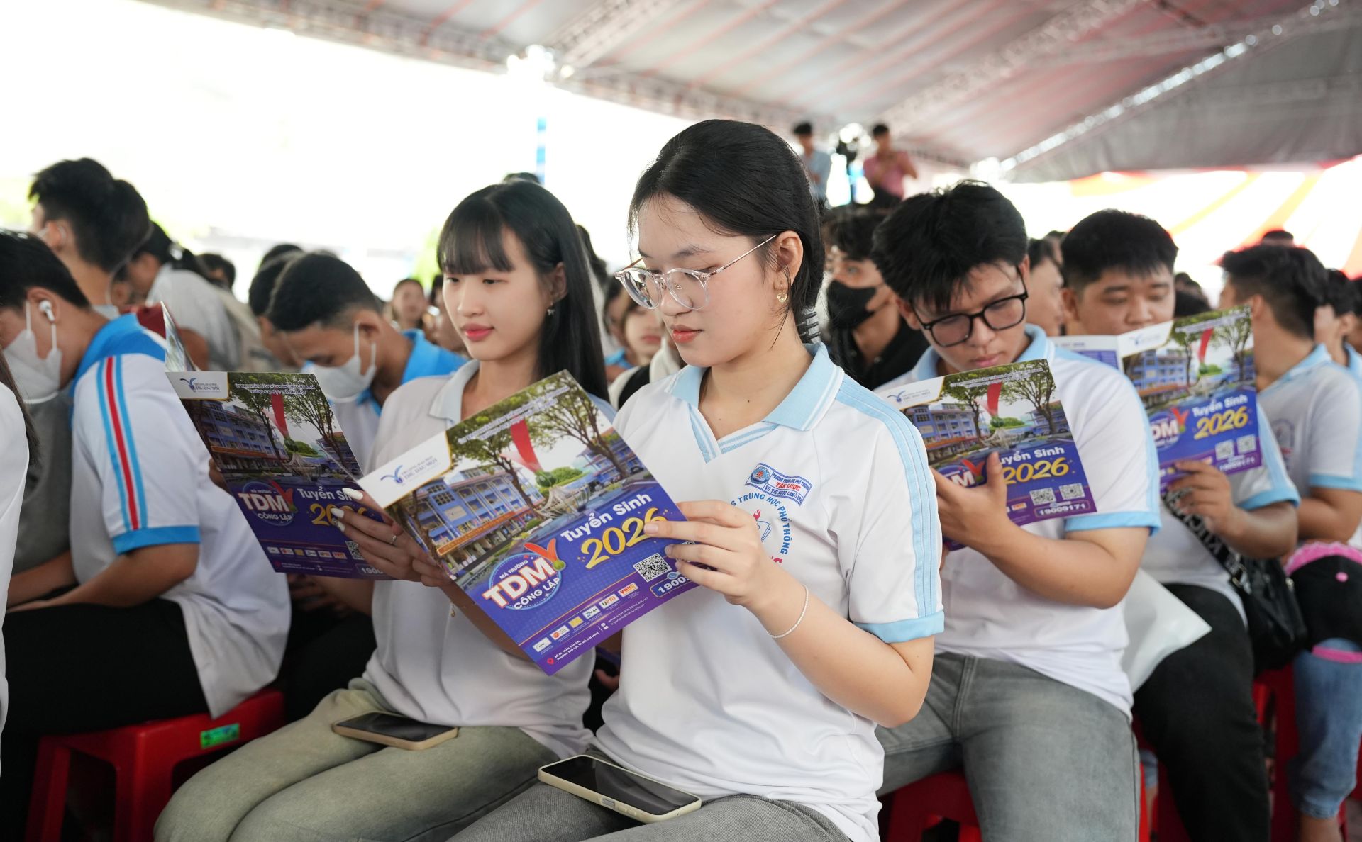 Hàng chục trường đại học tuyển bổ sung, nhiều ngành nhận hồ sơ từ 15 điểm