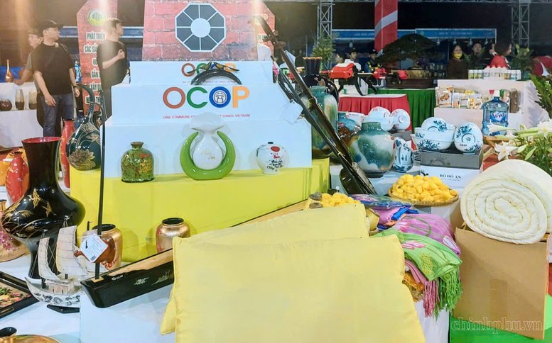 H&agrave; Nội đ&atilde; đ&aacute;nh gi&aacute;, ph&acirc;n hạng c&oacute; 3.544 sản phẩm OCOP - Ảnh: chinhphu.vn/Thiện T&acirc;m