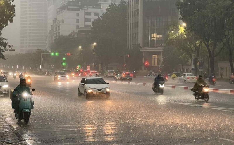 Thời tiết hôm nay 29/8: Miền Bắc mưa dông, miền Trung có nơi trên 38 độ C