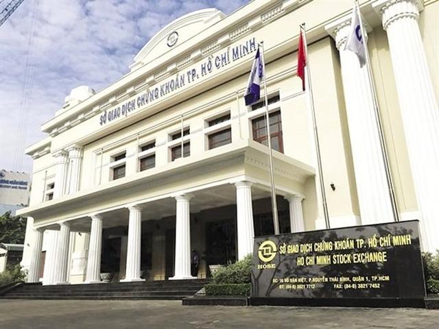 NRC bị phạt 210 triệu đồng vì chậm công bố thông tin trái phiếu, sai lệch lợi nhuận