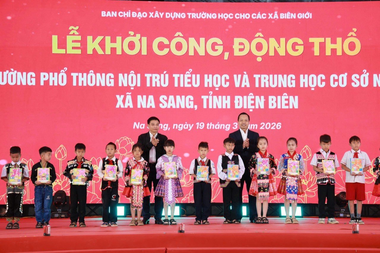 Điện lực Điện Biên – Đa dạng hóa dịch vụ, đồng hành cùng khách hàng trong mọi công trình điện