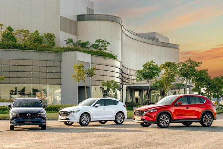 CX-5 dẫn đầu, cuộc đua C-SUV chuyển sang giảm giá