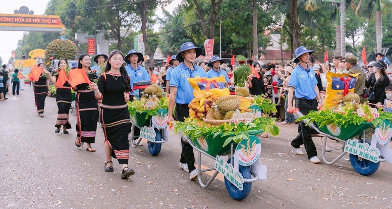 Lễ hội Sầu riêng Đắk Lắk năm 2026: Nhiều kỷ lục được xác lập
