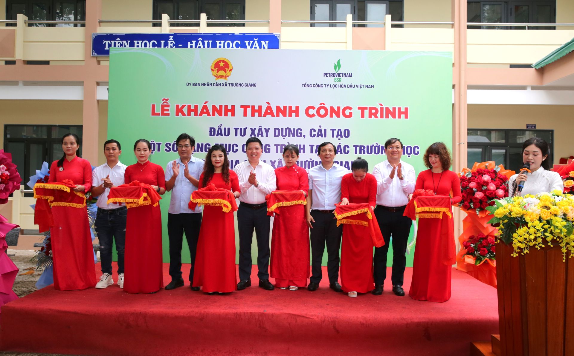 BSR tài trợ 5 tỷ đồng tiếp sức nhà trường và các em học sinh xã Trường Giang vững bước năm học mới