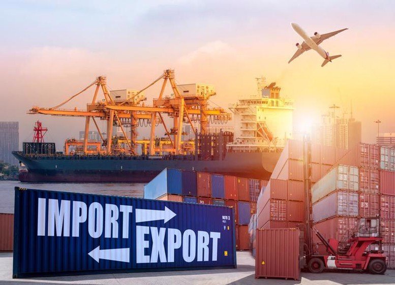 Thu ngân sách từ hoạt động xuất nhập khẩu 8 tháng đạt hơn 352 nghìn tỷ đồng, tăng 17,4%
