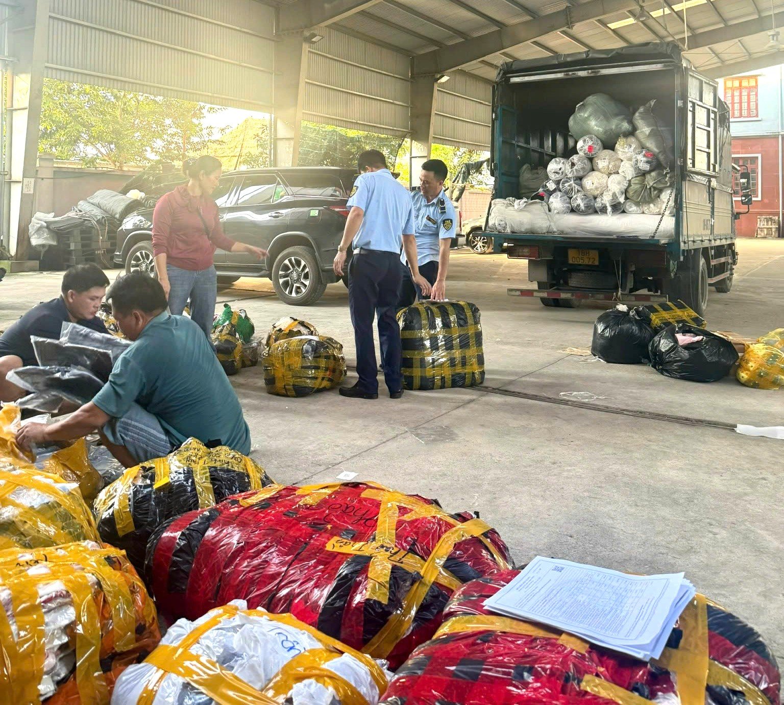 Ninh Bình tăng cường kiểm soát hàng hóa lưu thông, xử lý vi phạm sở hữu trí tuệ