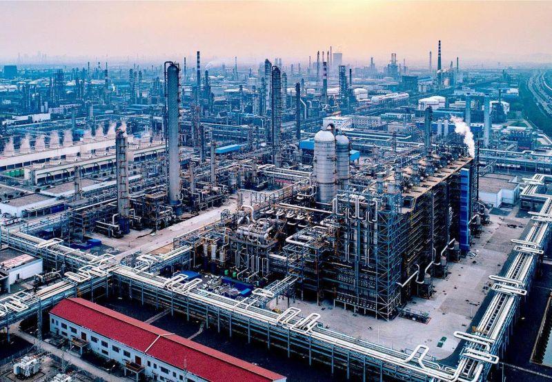 Giá dầu Mỹ vượt 102 USD, Trung Quốc có thể khiến thị trường thêm căng thẳng
