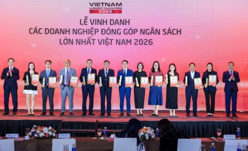 Những doanh nghiệp nộp ngân sách hàng trăm nghìn tỷ đồng được vinh danh