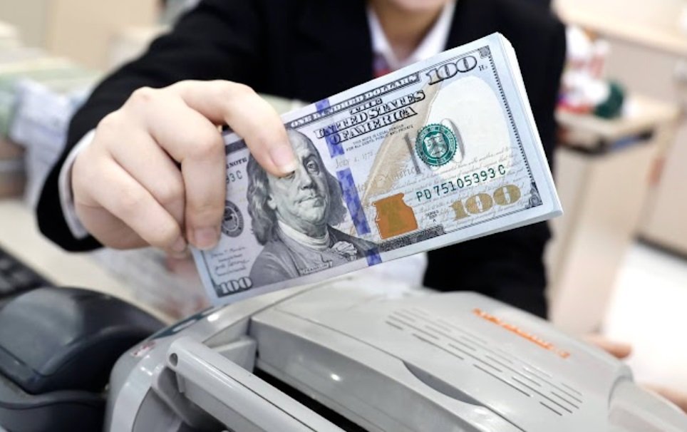 Tỷ giá USD hôm nay 17/9: USD chạm mốc 26.264 đồng