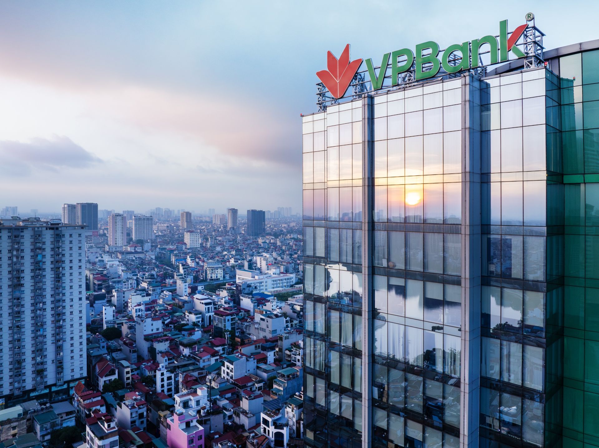 VPBank đóng góp ngân sách Nhà nước 1,2 tỷ USD trong 5 năm