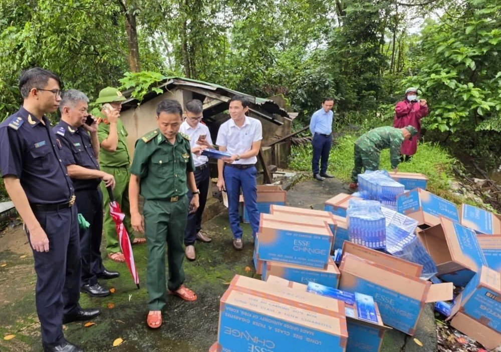 Phát hiện, thu giữ 132.170 bao thuốc lá điếu nhập lậu, 3.770 sản phẩm thuốc lá điện tử
