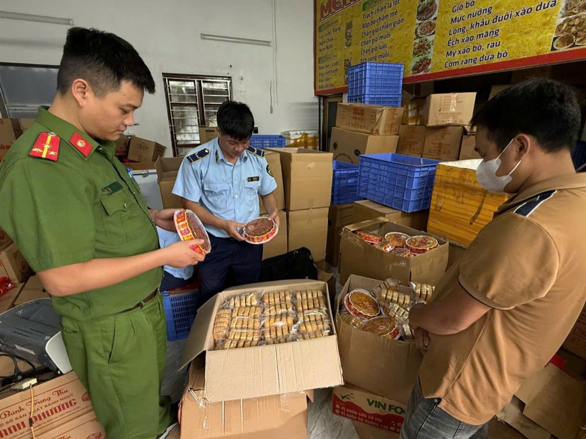 Ninh Bình: Phạt 8 triệu đồng cơ sở kinh doanh 300 bánh Trung thu không rõ nguồn gốc