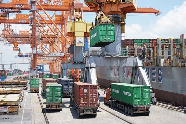 Kết nối đa phương thức, thúc đẩy phát triển logistics