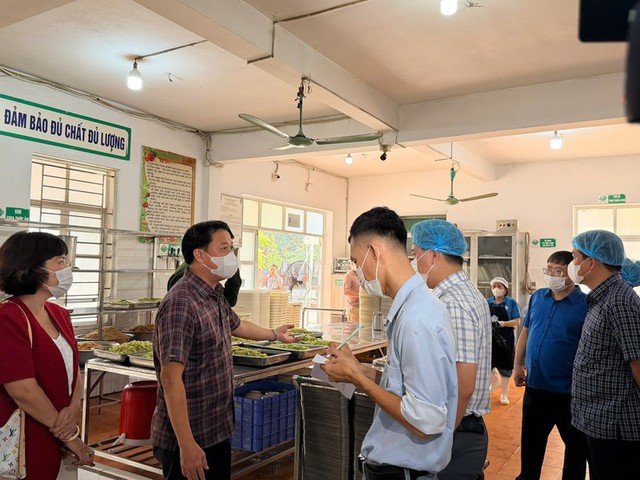 Bảo đảm an toàn thực phẩm bếp ăn bán trú tại trường học