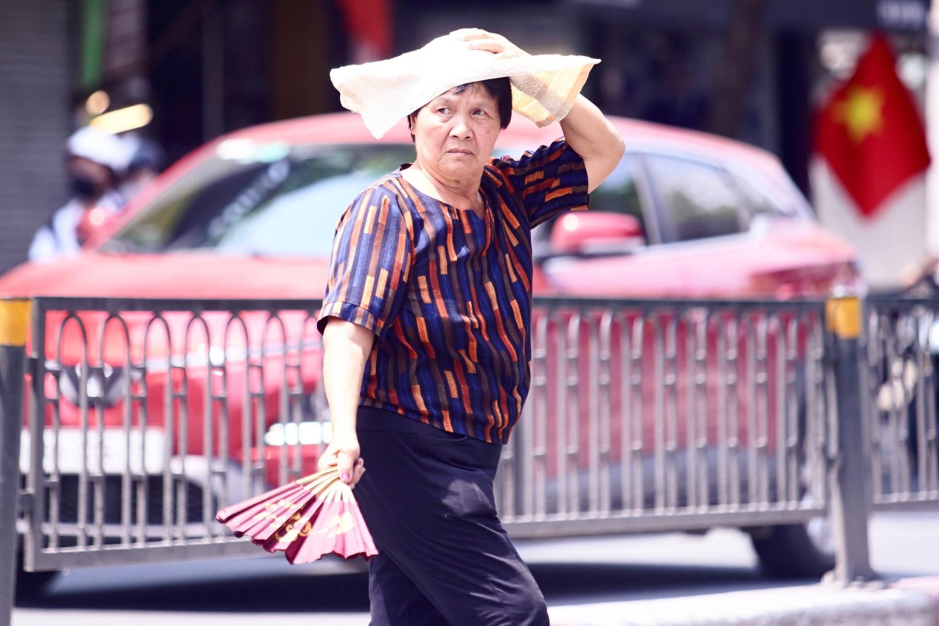 Thời tiết hôm nay 28/9: Miền Bắc oi bức trước khi đón không khí lạnh