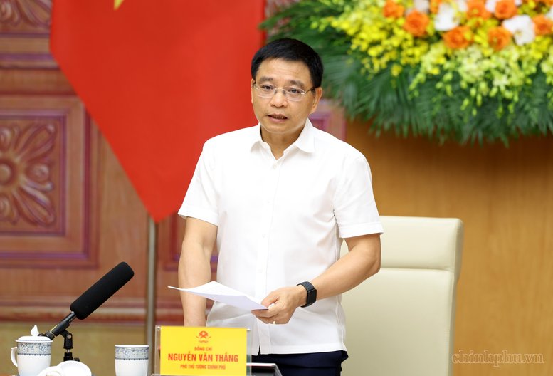 Ph&oacute; Thủ tướng Nguyễn Văn Thắng y&ecirc;u cầu c&aacute;c bộ, cơ quan, địa phương điều h&agrave;nh gi&aacute; c&aacute;c h&agrave;ng h&oacute;a dịch vụ do nh&agrave; nước định gi&aacute; theo lộ tr&igrave;nh ph&ugrave; hợp, đ&aacute;nh gi&aacute; kỹ t&aacute;c động l&ecirc;n chỉ số CPI - Ảnh chinhphu.vn/Đức Tu&acirc;n