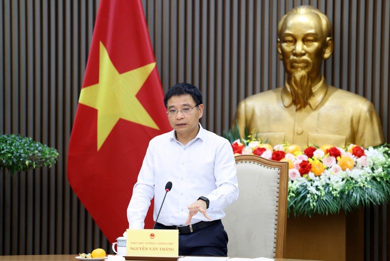 Ph&oacute; Thủ tướng y&ecirc;u cầu NHNN chỉ đạo tổ chức t&iacute;n dụng tăng trưởng t&iacute;n dụng an to&agrave;n, hiệu quả, hướng d&ograve;ng vốn t&iacute;n dụng v&agrave;o c&aacute;c lĩnh vực sản xuất kinh doanh, lĩnh vực ưu ti&ecirc;n - Ảnh chinhphu.vn/Đức Tu&acirc;n
