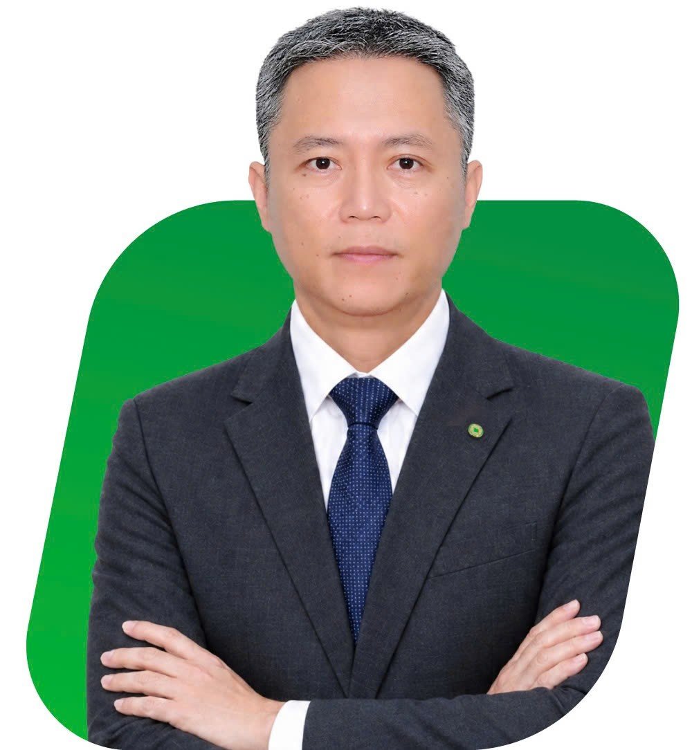 &Ocirc;ng Dương Đức H&ugrave;ng, T&acirc;n Tổng Gi&aacute;m đốc OCB