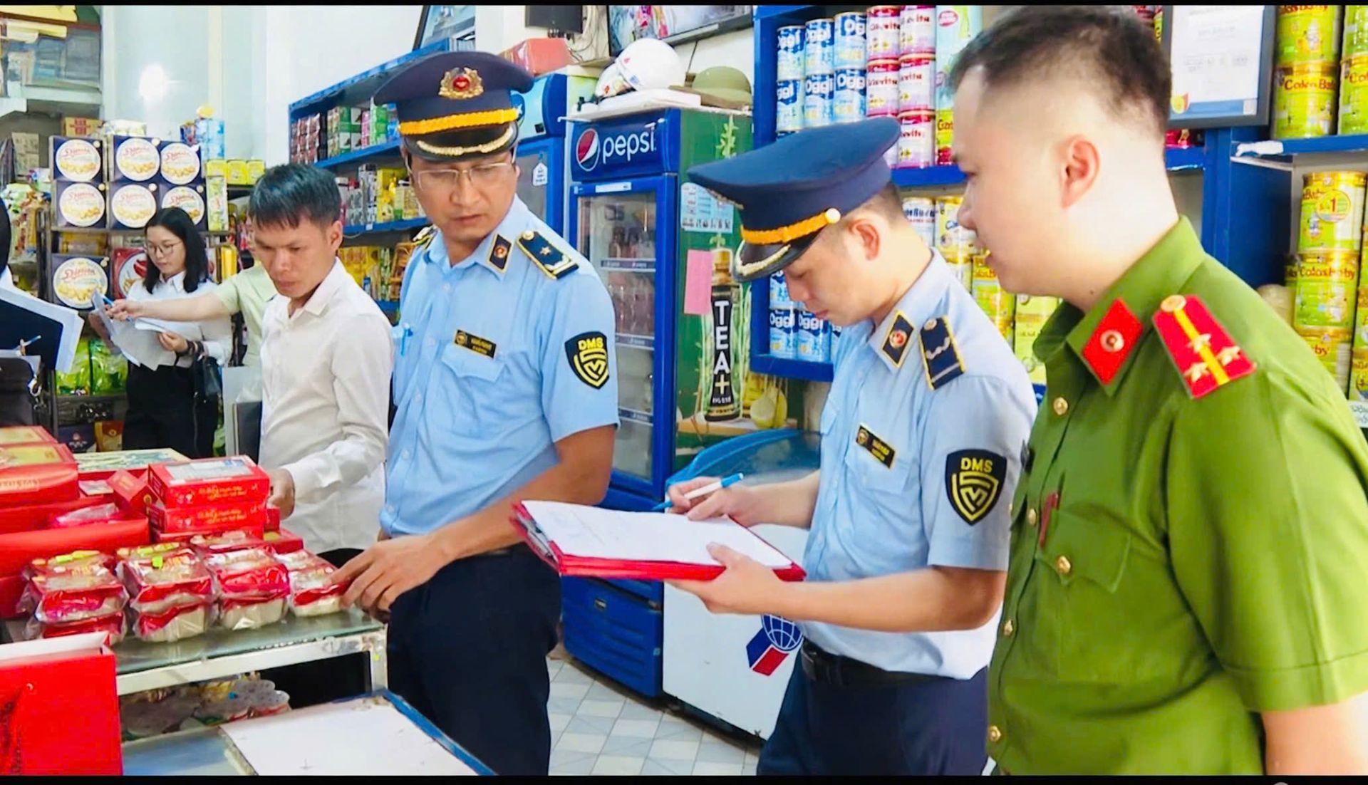 Lạng Sơn tăng cường chống buôn lậu, gian lận thương mại và hàng giả