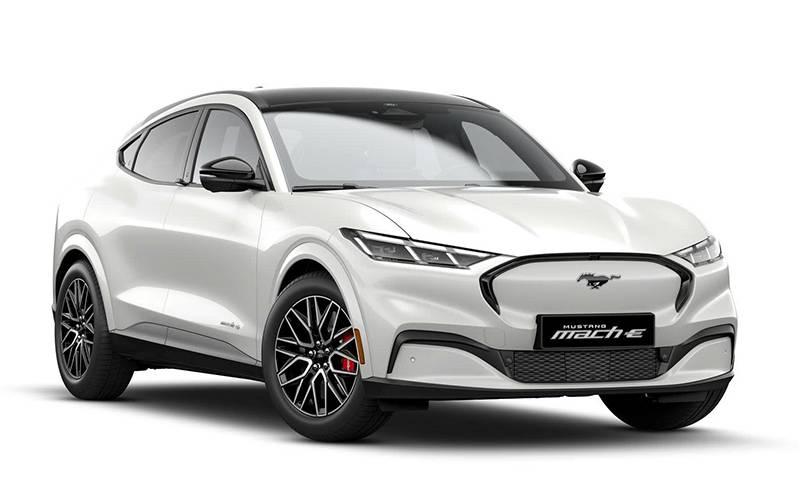 Ford Mustang Mach-E giảm giá còn 1,599 tỷ đồng
